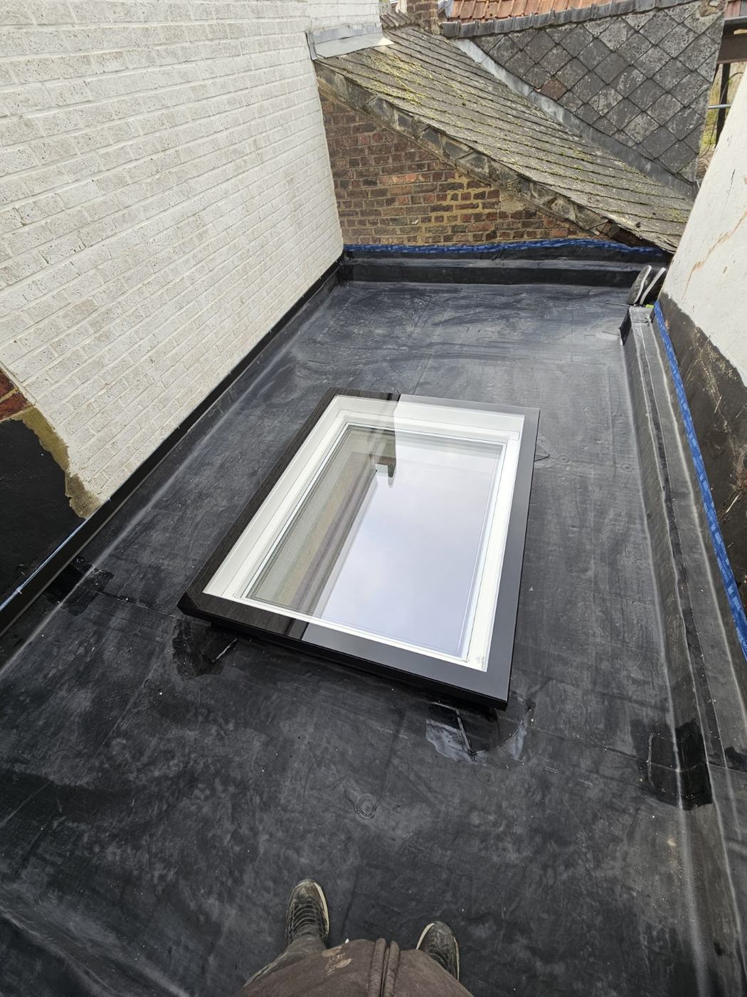 Rénovation de toiture plate EPDM avec solins isolés à Gembloux - photo 4